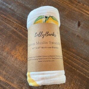 LollyBanks Cotton Muslin Swaddle with Lemon Print